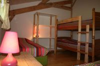 Chambre 4, 1er étage, 4 lits 90